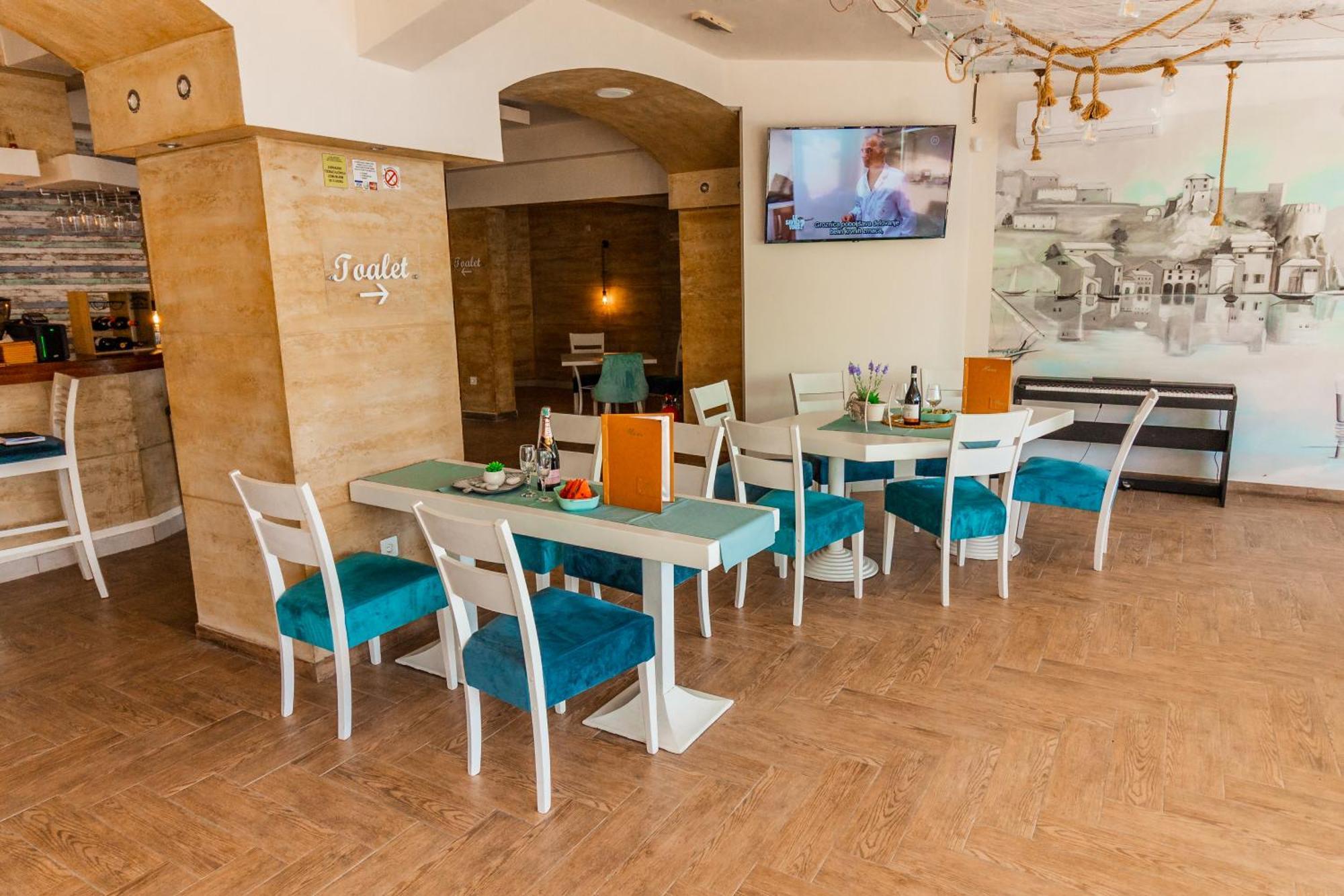 Hotel Vila Hedonija Херцег-Новий Екстер'єр фото