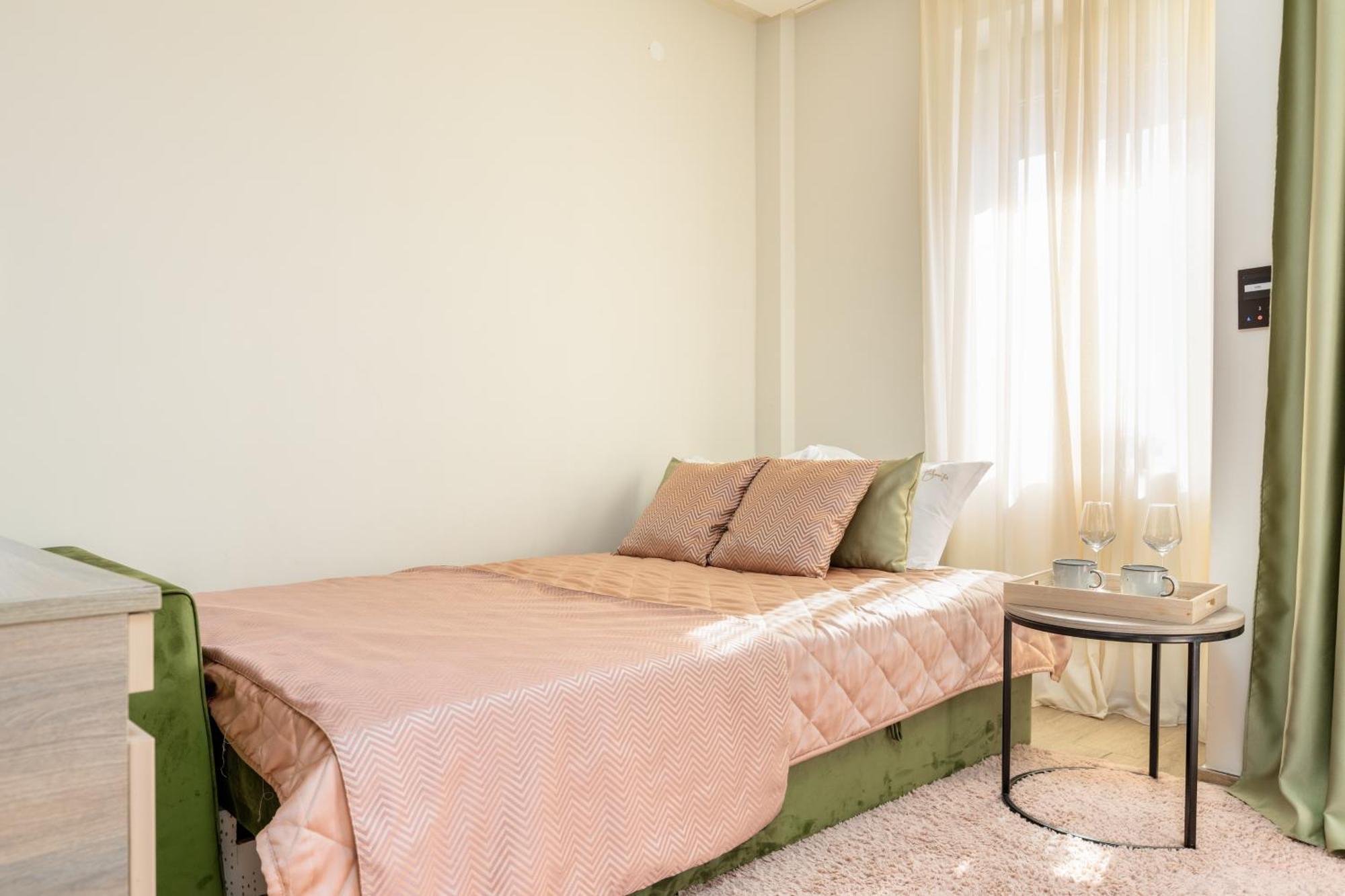 Hotel Vila Hedonija Херцег-Новий Номер фото